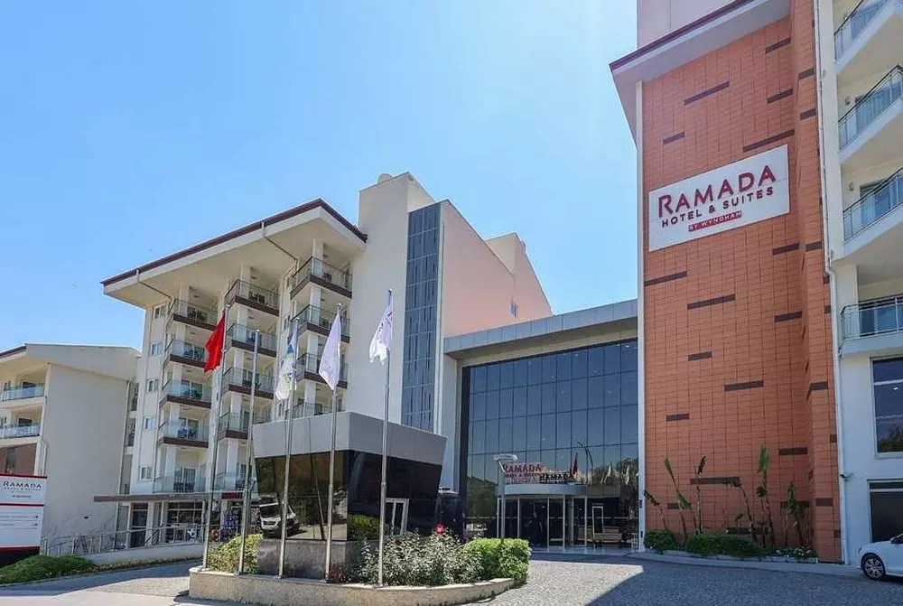 RAMADA SUITES
